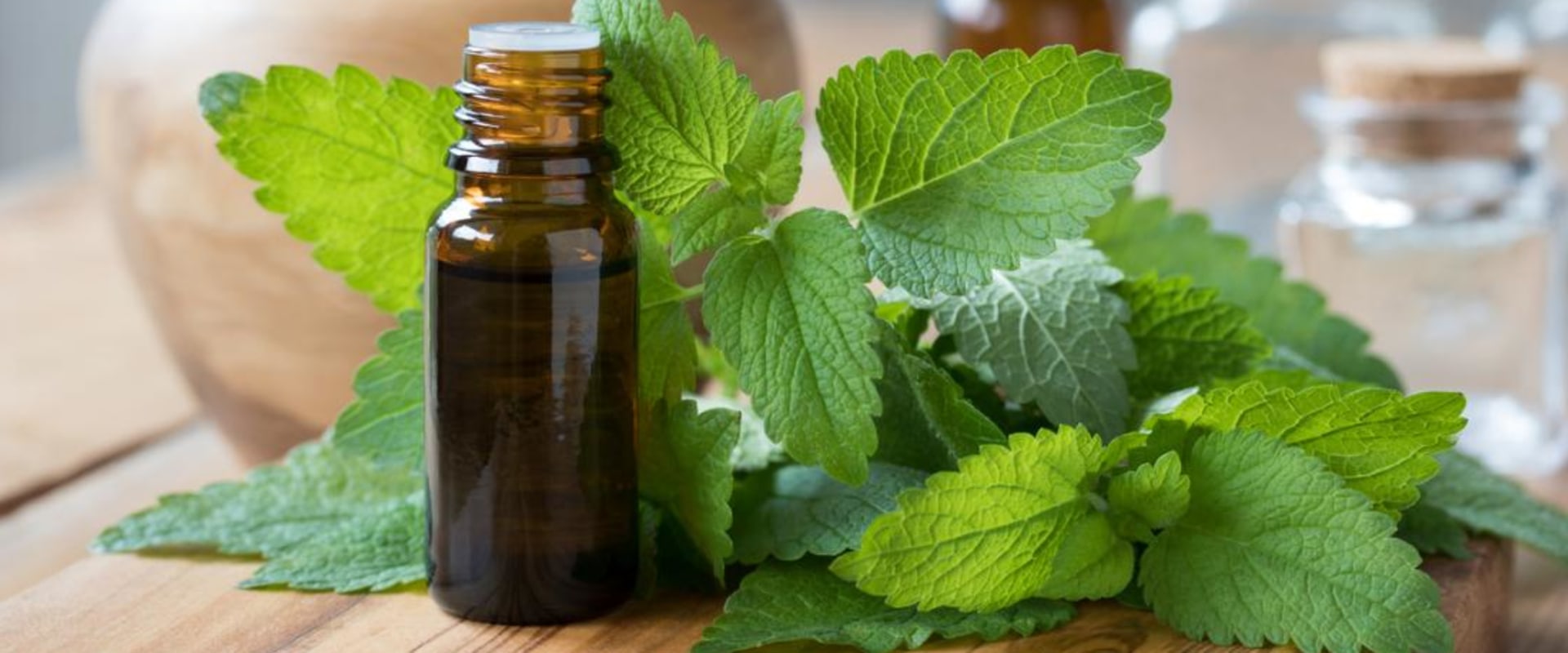 essential-oils-for-herpes-treatment-a-natural-remedy